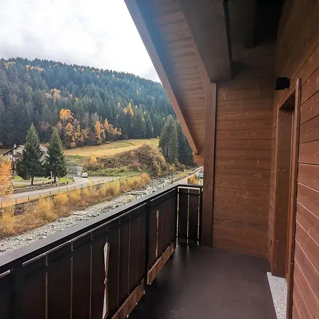 Serenella シャレー *