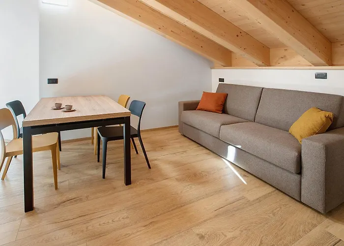 シャレー Serenella イゾラッチャ