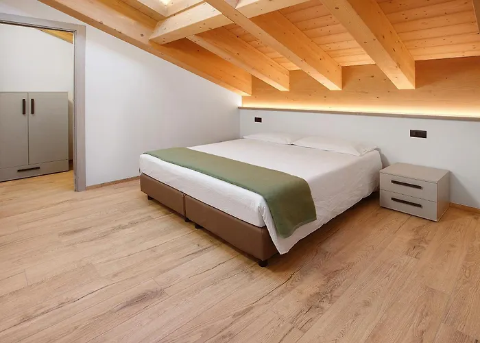 Serenella シャレー *