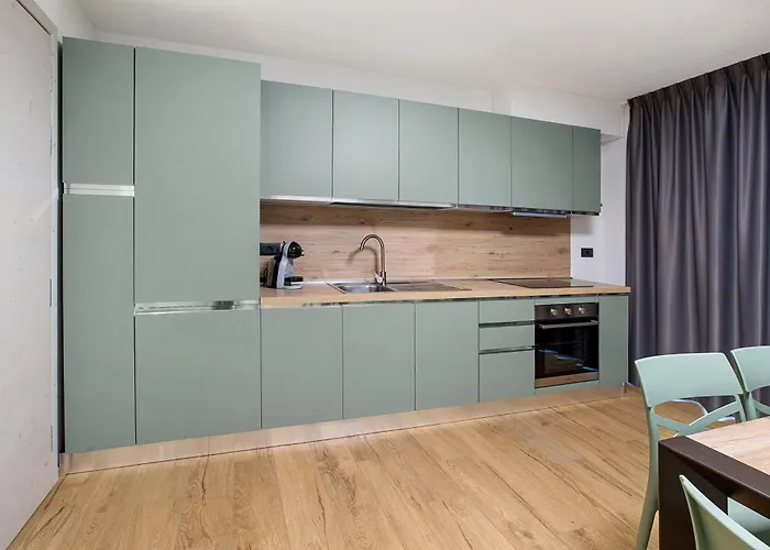 Serenella シャレー