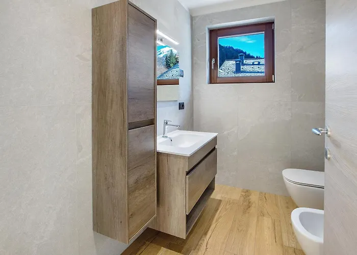 シャレー Serenella *