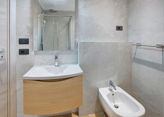 シャレー Serenella *