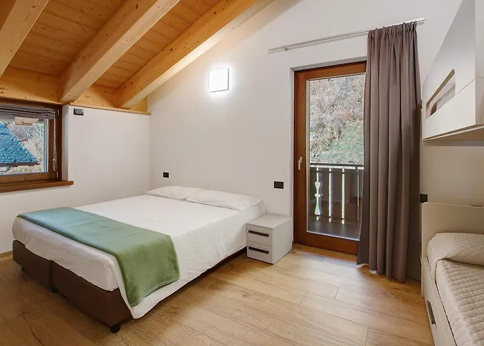 シャレー Serenella