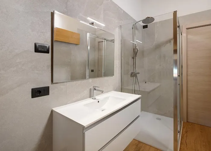 Serenella シャレー